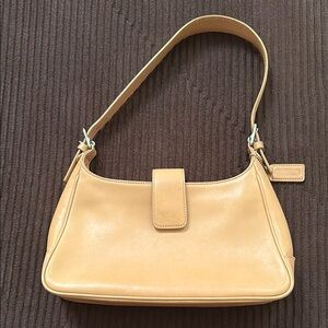 Coach Camel Vintage Leather Shoulder Bag